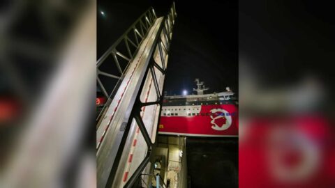 Évacuation des navires bloqués au port de Bizerte