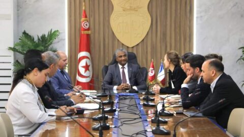 Faciliter les démarches pour organiser la formation des athlètes nominés aux Jeux Olympiques de Paris 2024 est au centre de la rencontre du ministre de la Jeunesse et des Sports avec l’ambassadeur de France en Tunisie