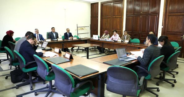 Parlement : Ecoute des représentants du Premier Ministre sur deux propositions de loi concernant le statut des fonctionnaires de l'Etat et des collectivités locales et l'organisation du congé de maternité.
