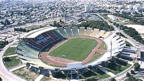 Directeur de la construction et de l’équipement à l’Administration générale des intérêts communs au ministère de la Jeunesse et des Sports : Le contrat avec l’entreprise chargée de la rénovation du stade El Menzah est en cours de résiliation… et c’est la date de reprise des travaux.