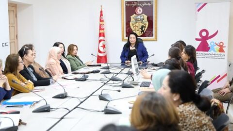 Au cours de laquelle 5 priorités ont été identifiées. Le Ministre de la Famille supervise une réunion du comité chargé de préparer un rapport sur la mise en œuvre de la Déclaration et du Programme d’action de Pékin +30