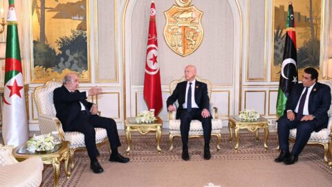 En l’absence du Maroc et de la Mauritanie… Qu’est-ce qui se cache derrière la rencontre de Saeed avec Tebboune et Menfi ?