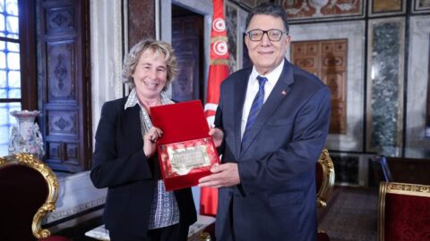 Le Président du Parlement reçoit la Présidente de la Commission des Relations extérieures et de la Défense du Sénat italien