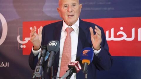 Le Front du Salut, parti d’opposition, décide de ne pas participer aux élections présidentielles tunisiennes