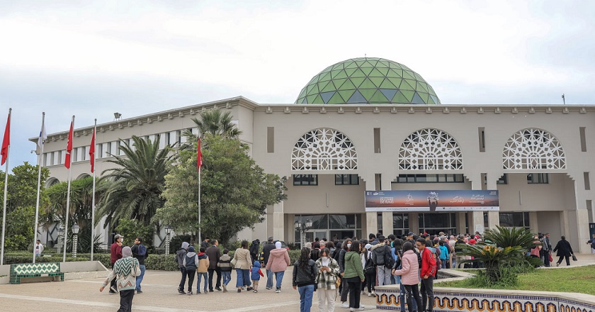 L’intellectuel à l’ère de la mondialisation et des réseaux sociaux au centre d’une rencontre au Salon international du livre de Tunis