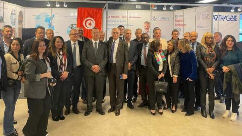 Le Ministre de la Santé inaugure les activités du Salon Tunisien du Tourisme Médical lors de sa première séance à Paris