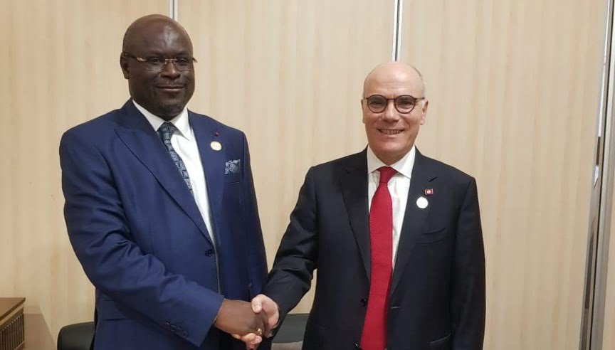 Lors de l'entretien du ministre des Affaires étrangères avec son homologue gabonais, il a été convenu de convoquer dans les plus brefs délais la Commission mixte de coopération.