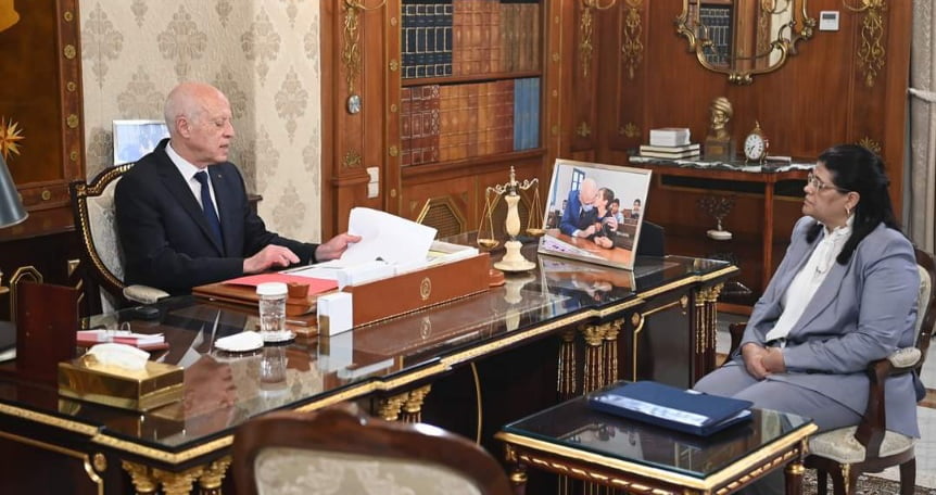 Le financement étranger des associations et la création de banques publiques sont les sujets phares de l'entretien du Président de la République avec le ministre des Finances
