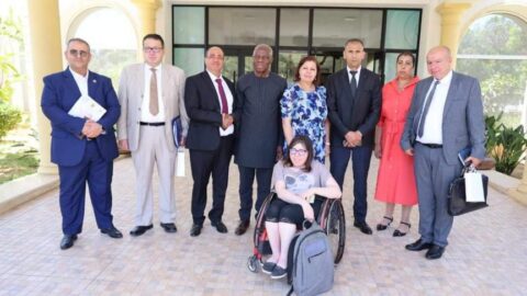 Le Directeur général de l’Organisation internationale du Travail visite le Centre international pour la promotion des personnes handicapées