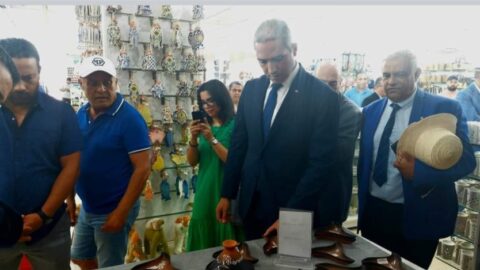 Le ministre du Tourisme supervise une campagne d’inspection inopinée d’un certain nombre de boutiques d’artisanat traditionnel à Médenine