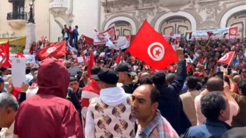 Les partisans du Parti de la Voie du 25 juillet organisent un rassemblement en soutien au président Saied