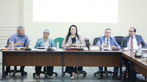 Parlement : discussion du projet de loi réglementant le congé de maternité et de paternité