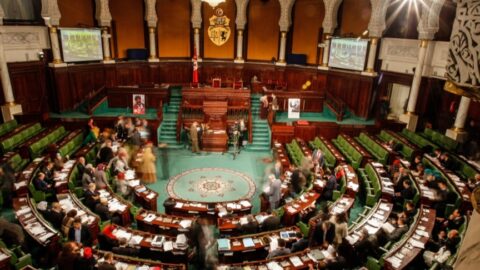 Sa valeur est de 220 millions de dollars. Le Parlement discute d’un projet d’accord de prêt entre la Tunisie et la Banque internationale pour la reconstruction et le développement.
