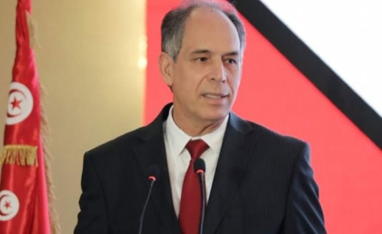  Le Ministre de l'Enseignement Supérieur et de la Recherche Scientifique visite le Centre MECAM de l'Université de Tunis