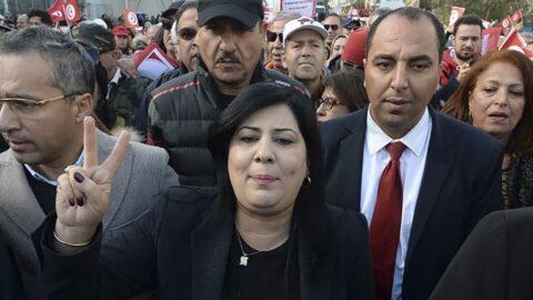 Abeer Moussa se présente depuis sa prison à la présidence de la Tunisie