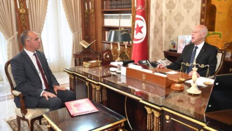 Saeed : Certaines dispositions du Code du travail doivent être modifiées pour mettre fin aux contrats de travail et aux contrats à durée limitée