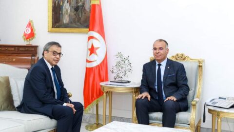Le Premier ministre reçoit le gouverneur de la Banque centrale de Tunisie