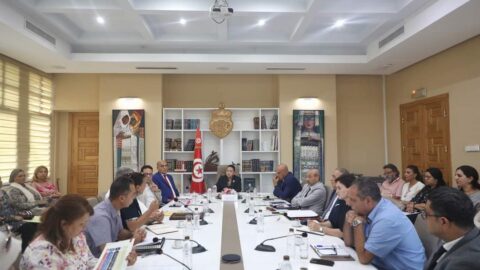 Le ministre des Affaires culturelles supervise une séance de travail élargie