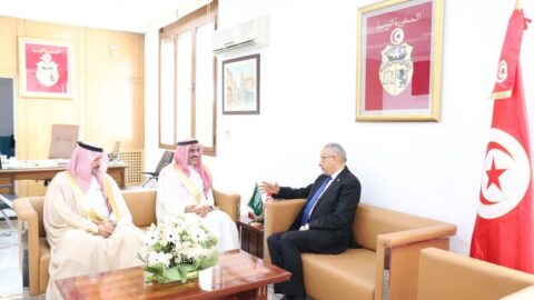 Les projets de santé au centre d’une séance de travail entre le ministre de la Santé, l’ambassadeur d’Arabie saoudite en Tunisie et le représentant du Fonds saoudien pour le développement