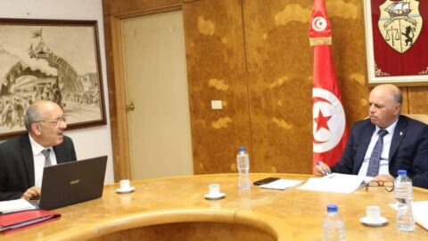 Le ministre des Transports recommande la nécessité d’accélérer la mise en service de la ligne D, reliant la Tunisie et Qabaa, dans les meilleurs délais.