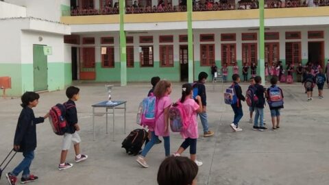 Aujourd’hui… 6.163 établissements d’enseignement accueillent 2 millions, 354.820 étudiants.