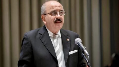 Le ministre des Affaires étrangères appelle les grands pays industrialisés à remplir leurs obligations de financement de l’adaptation climatique