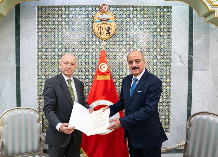 Le ministre des Affaires étrangères reçoit une copie des lettres de créance de l'ambassadeur d'Autriche en Tunisie