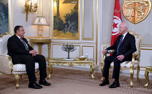 Le Président de la République reçoit l'ambassadeur d'Egypte en Tunisie