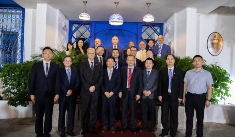 Le Premier ministre rencontre plusieurs hommes d'affaires chinois