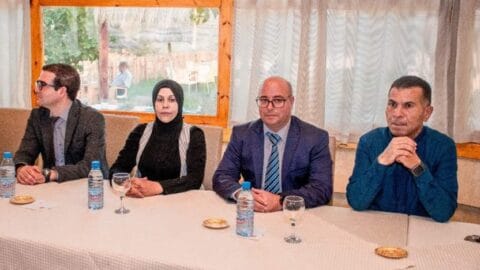 Secrétaire d’État auprès du ministre de l’Emploi : Œuvrer à la numérisation des dossiers des entreprises privées, à la simplification des procédures et à la promulgation de lois.