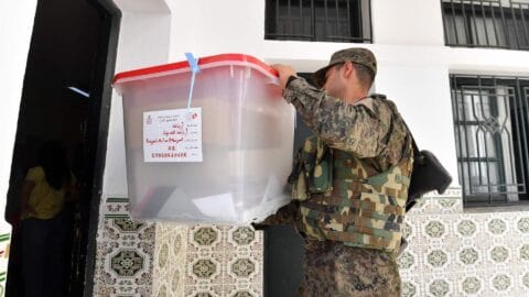 Élections présidentielles en Tunisie pour choisir entre Saïd, Moayad et emprisonnés