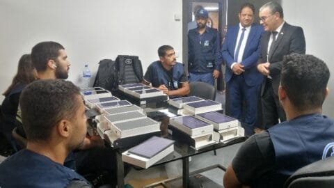 Adopter des panels numériques dans le recensement de la population générale et des logements