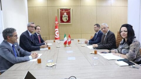 Le renforcement de la coopération sanitaire entre la Tunisie et l’Italie est au centre d’une séance de travail entre le ministre de la Santé et l’ambassadeur d’Italie
