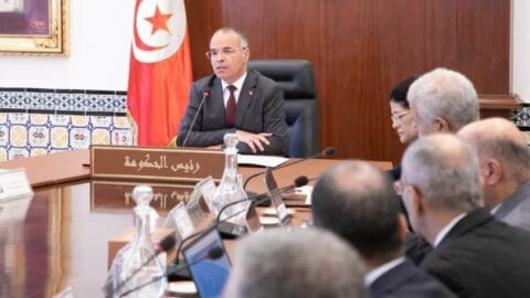 Le Premier ministre souligne l’importance de redoubler d’efforts pour accélérer le rythme de réalisation des projets publics et surmonter les difficultés