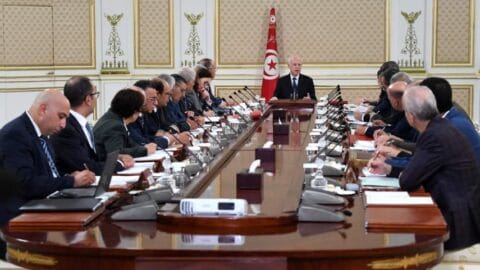 Le Président de la République : Le peuple tunisien a pris sa décision… et celui qui n’en assumera pas l’entière responsabilité ne restera pas sans punition