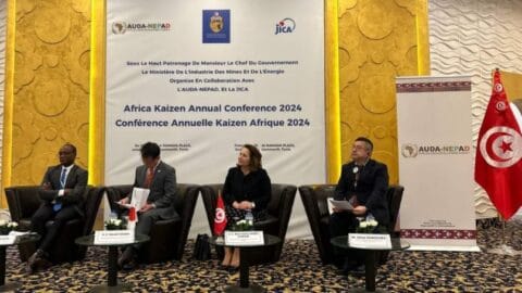 Le ministre de l’Industrie a supervisé le cortège de remise de deux institutions tunisiennes au palmarès du Prix africain « Kaizan 2024 »