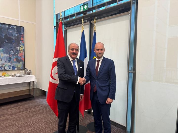 Le ministre des Affaires étrangères rencontre le ministre français de l'Europe et des Affaires étrangères