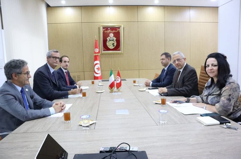 Le renforcement de la coopération sanitaire entre la Tunisie et l'Italie est au centre d'une séance de travail entre le ministre de la Santé et l'ambassadeur d'Italie