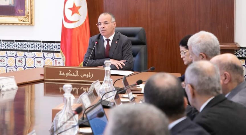 Le Premier ministre souligne l'importance de redoubler d'efforts pour accélérer le rythme de réalisation des projets publics et surmonter les difficultés