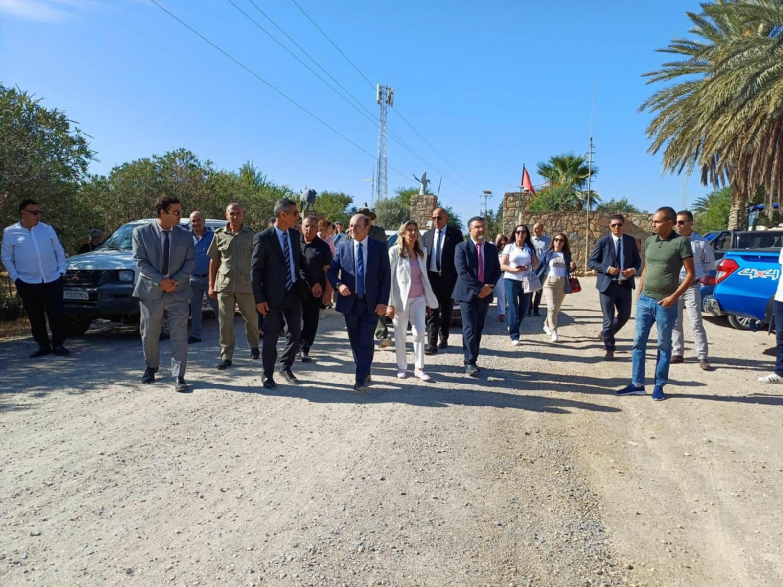 Suite à une visite de travail effectuée par Rébecca, le Gouverneur de Bizerte : Le Ministre du Tourisme souligne l'importance de développer un programme pour une meilleure exploitation du parc national de Bizerte.