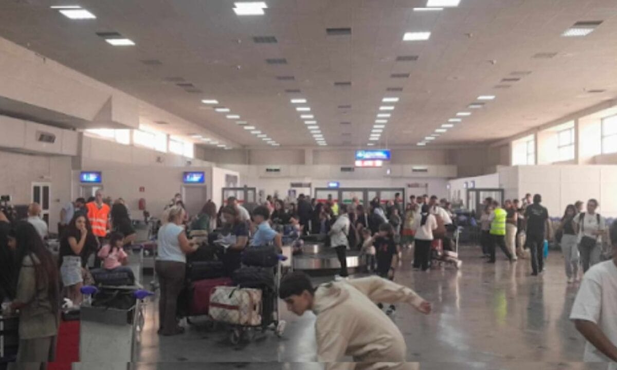 Un troisième lot de Tunisiens résidant au Liban et leurs familles rentrent en Tunisie
