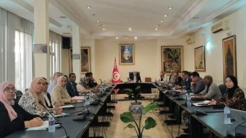 Le Ministre du Tourisme supervise la réunion du groupe de travail mixte chargé de surveiller le bon déroulement de la saison touristique