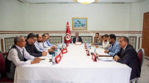 Le Président du Conseil National des Régions et des Régions supervise la réunion du bureau du Conseil… et c’est ce qui a été décidé