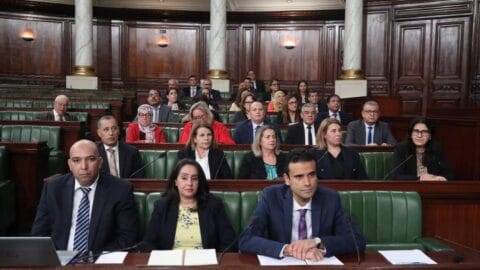 Budget de l’État 2025: les projets inutilisés, l’emploi fragile et la révision de la loi sur les marchés publics sont les sujets de discussion les plus importants pour la présidence du gouvernement