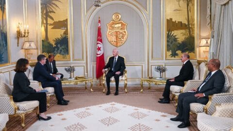 Le Président de la République reçoit les lettres de créance des nouveaux ambassadeurs accrédités en Tunisie