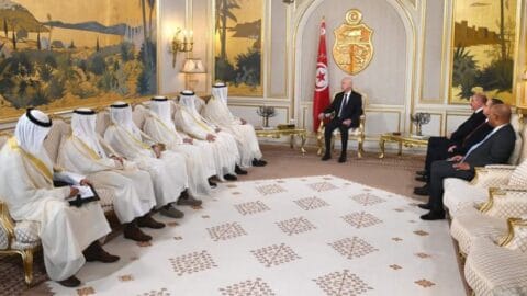 Le Président de la République confirme la disposition de la Tunisie à mettre en œuvre un certain nombre de projets, programmes de coopération et de partenariat avec le Koweït