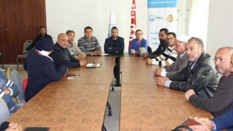 Pour préserver plus de 10 000 emplois… appelle à mettre un terme à l’approvisionnement aveugle en plastique recyclé