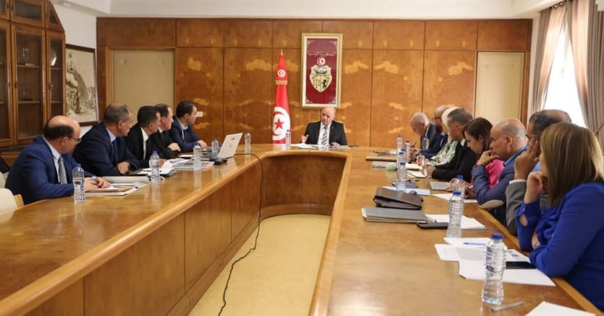 Le Ministre des Transports tient une séance de travail sur le réseau de métro léger à Sfax