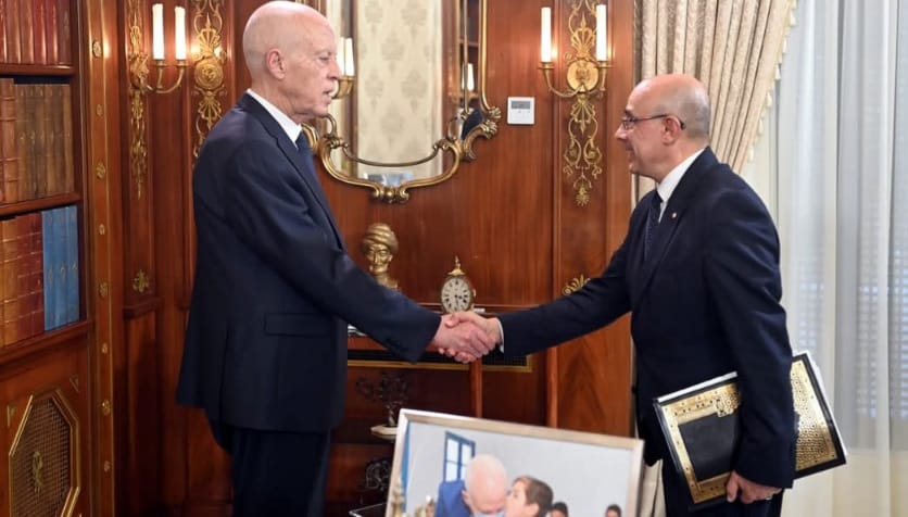 Les projets supervisés par le génie militaire sont au centre de la rencontre entre le président de la République et le ministre de la Défense
